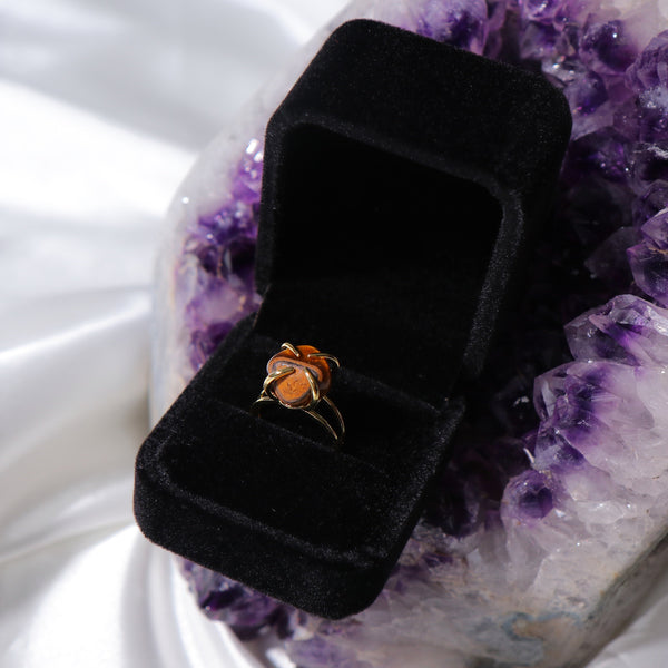 Center Of Attention Single Stone Rings Gold (6 different crystals)